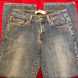 🐸 LEVI’S 515 Boot Cut Jeans